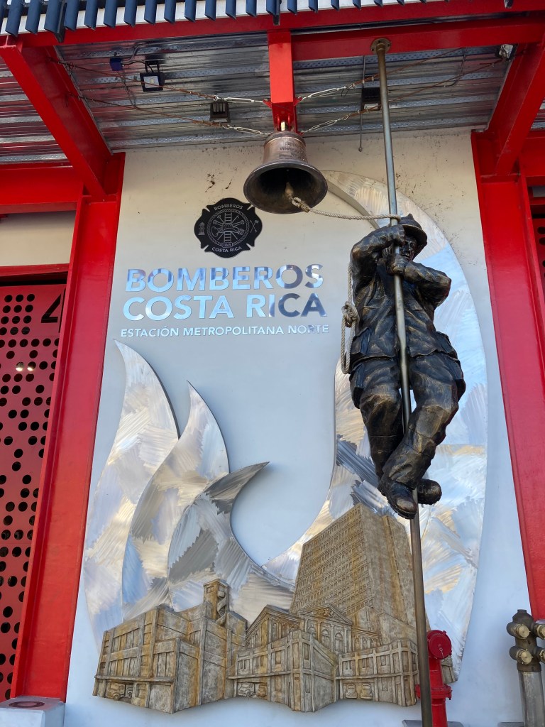 Barrio Amón Fire Station