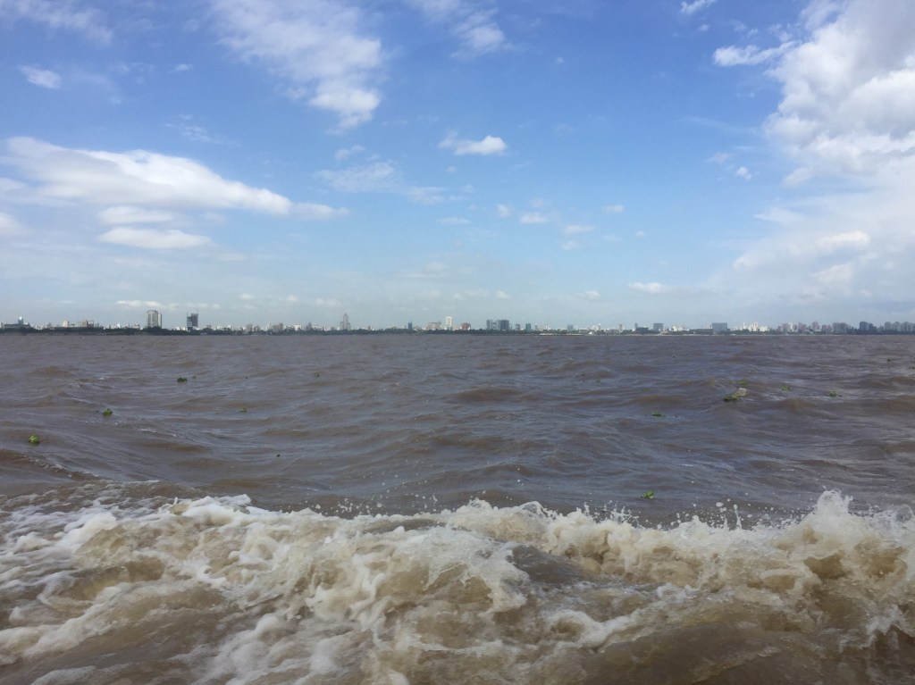 Boat trip on the River Plate