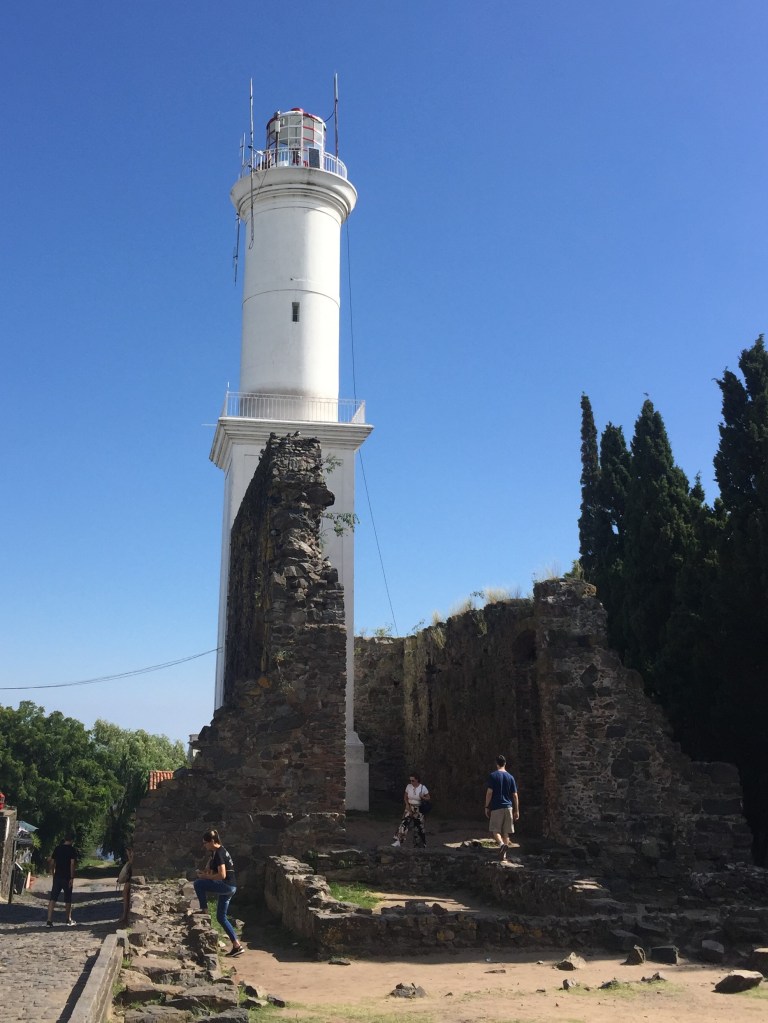 Faro de Colonia