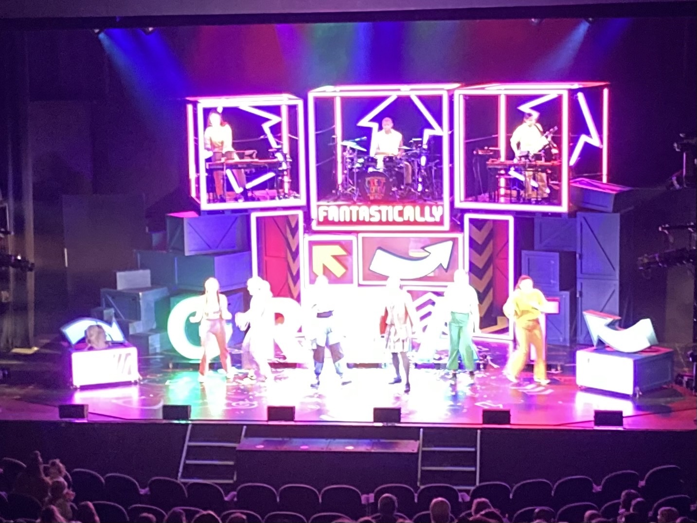 Fantastically Great Women Megamix Encore