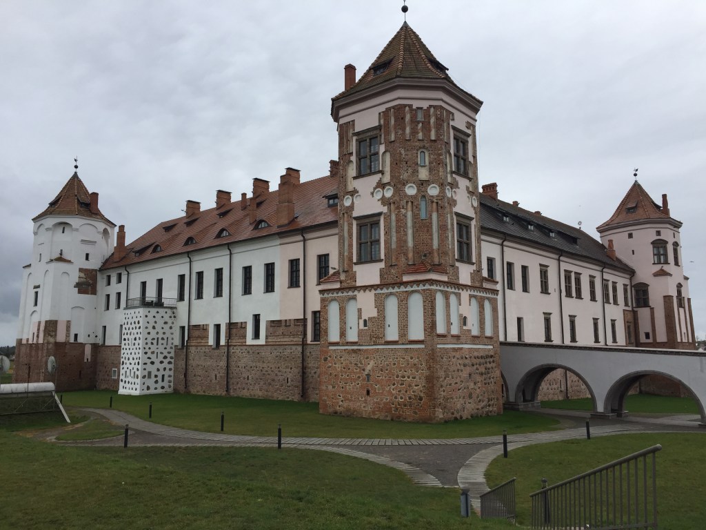 Mir Castle