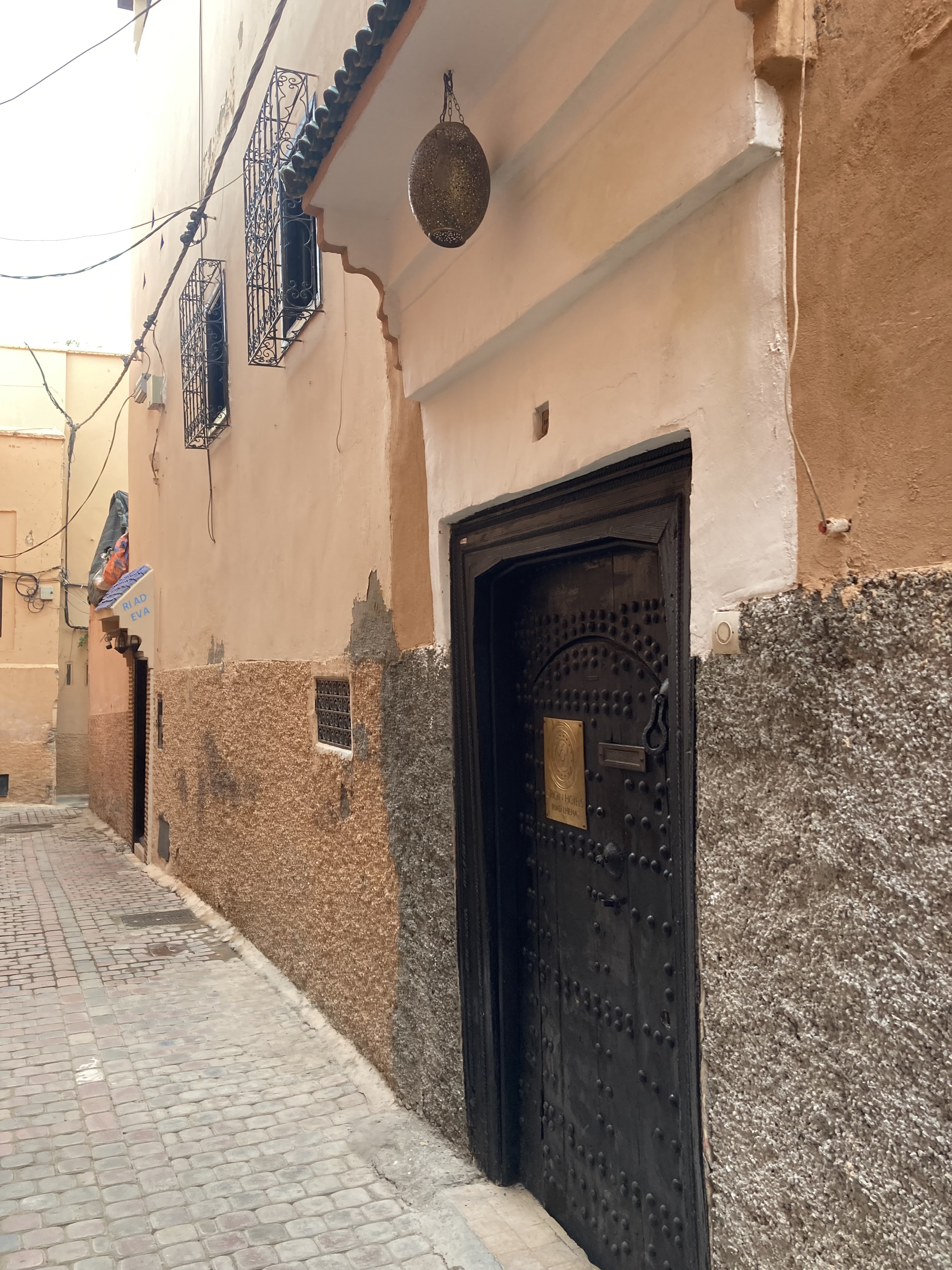 Entry to Riad Lhena 
