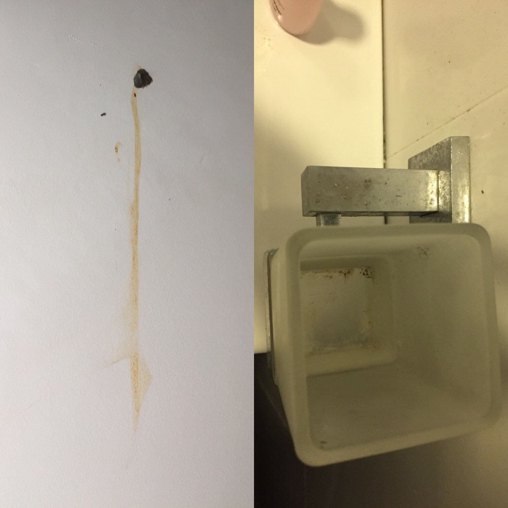 Sea Port Hotel bathroom