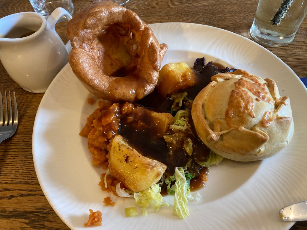 Sunday Lunch at the Nelson Tavern