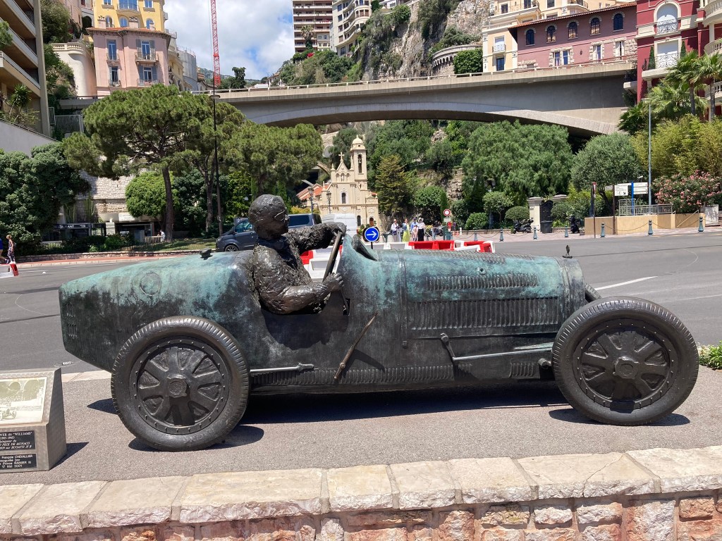 Sculpture of William Grover-Williams