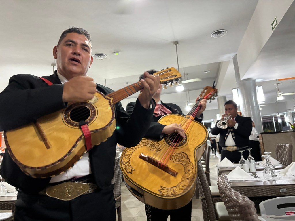 Mariachi Band