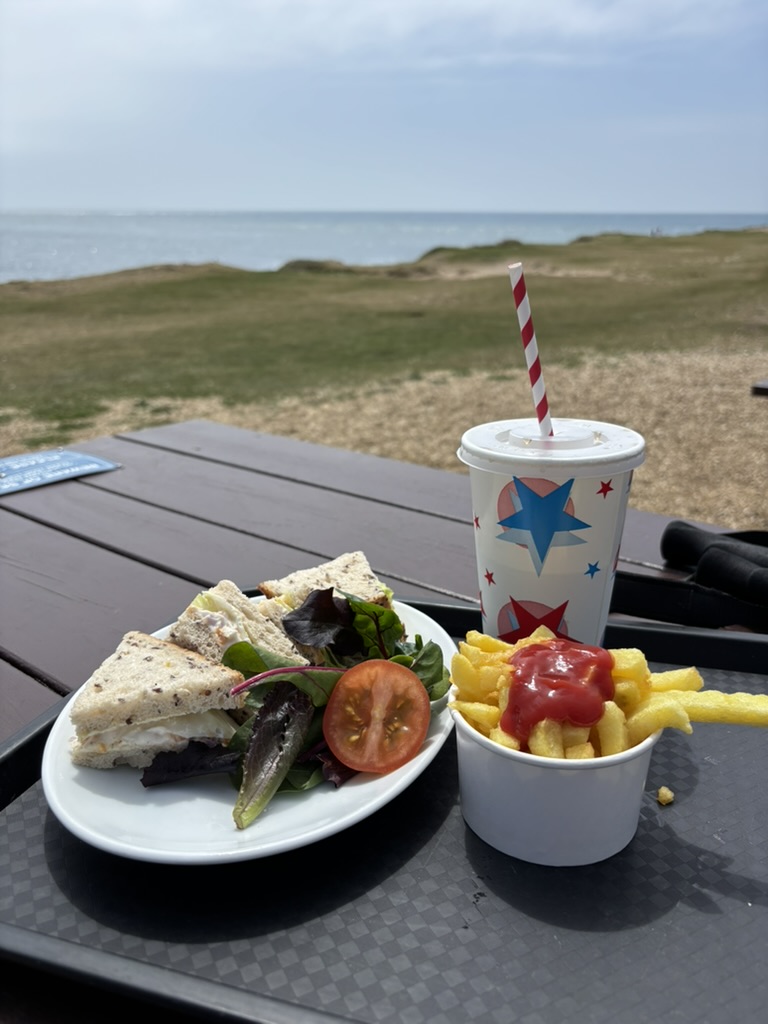 Lunch at the Lobster Pot